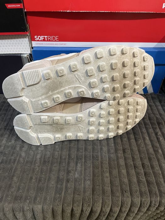 Жіночі кросівки Nike Internationalist 40(25,5см) оригінал