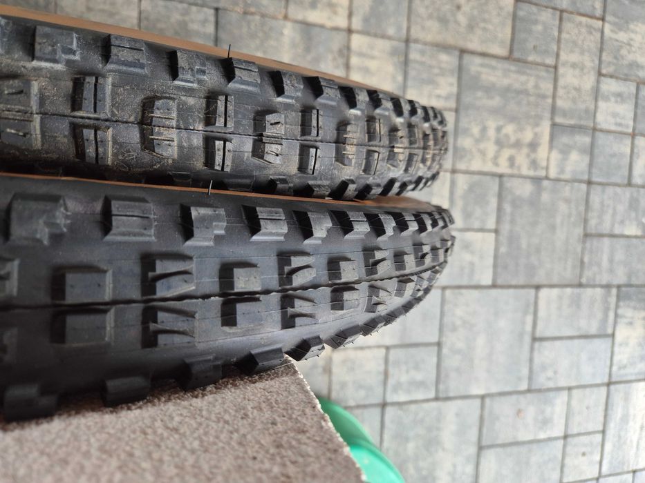 Opona rowerowa Maxxis Minion DHF lub DHR 2,6x29