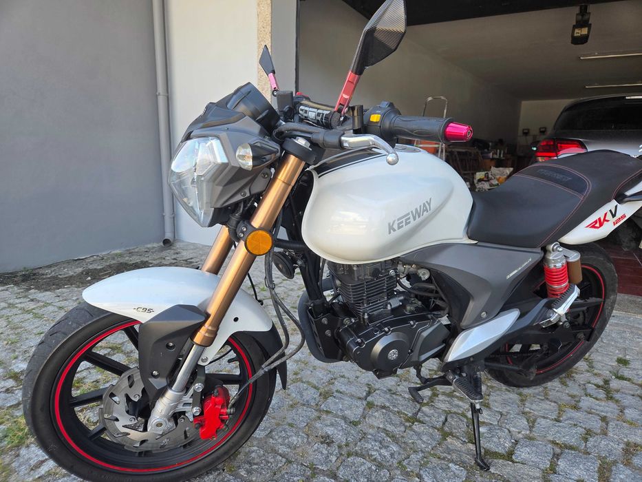 Venda keeway rkv 125