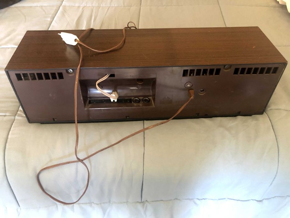 Rádio antigo Telefunken gavotte 5691