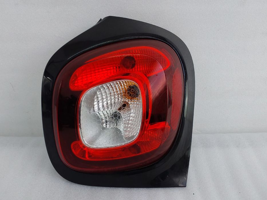 Farolim direito SMART ForFour (453)