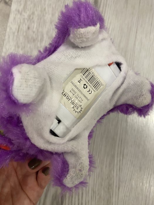 Piesek interaktywny szczeka chodzi