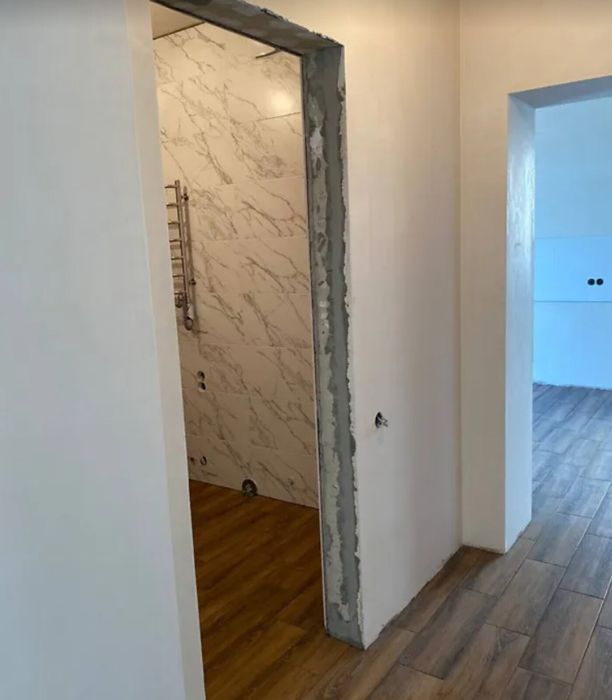 Продаж 2к квартири 77.4 кв. м на вул. Далека