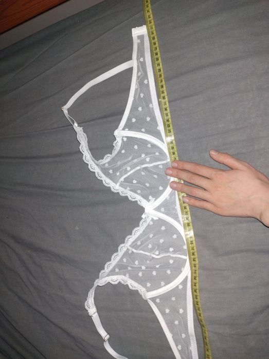 Biały siateczkowy transparentny biustonosz stanik koronka sexy