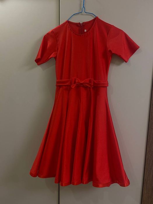 Бальне плаття для танців