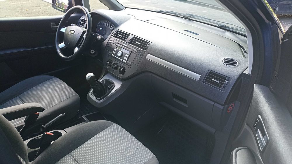 Продам Ford C-Max 1.8