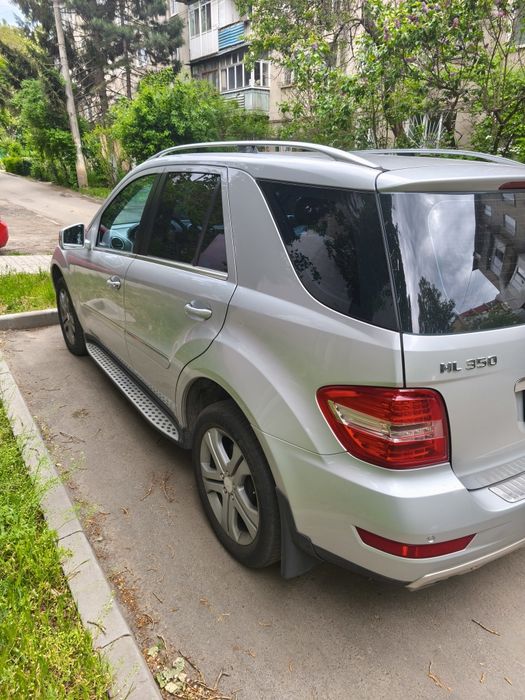 Автомобиль Мерседес 164 бензин 3,5