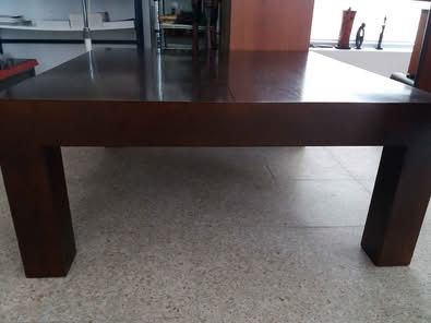 Mesa em Madeira Macica