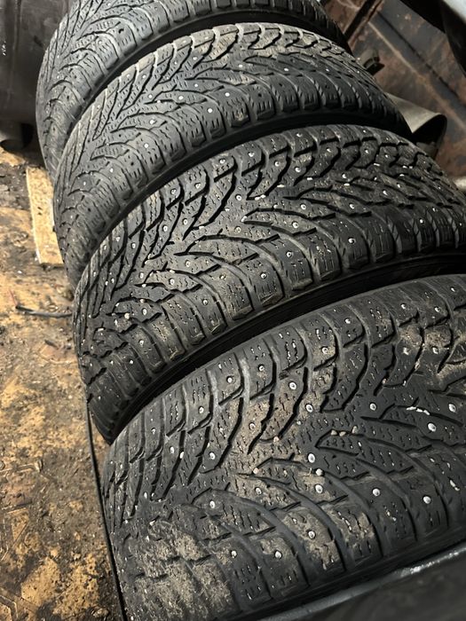 Автомобильные зимние шины покрышки 205/55r16