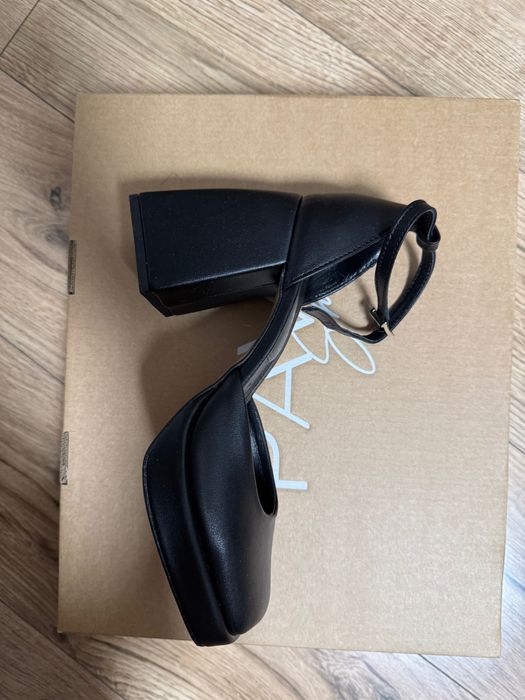 Туфлі жіночі 39 розмір