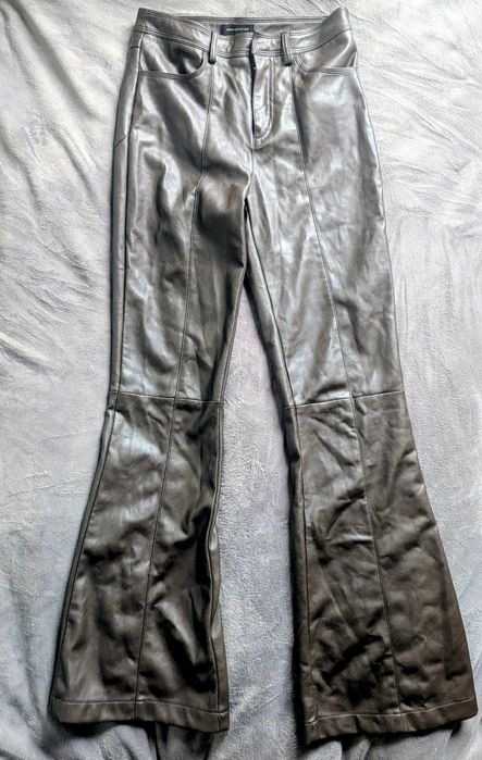 Штани з еко-шкіри Urban Outfitters