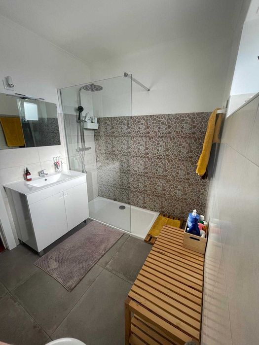 Andar de Moradia T3/ Logradouro/Churrasqueira/Garagem Queijas/Oeiras
