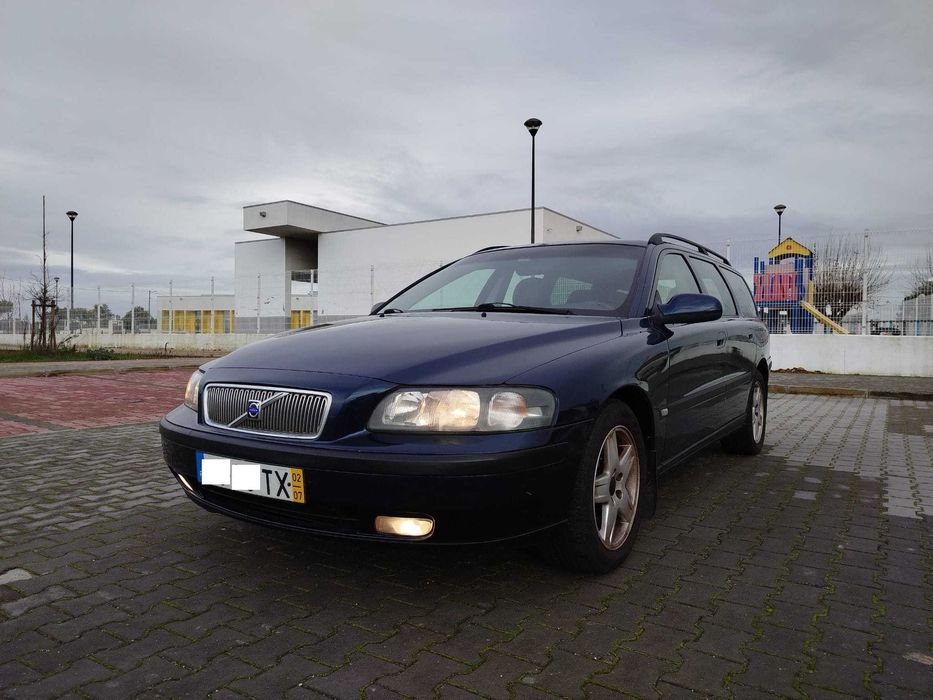 Volvo V70 D5 163CV
Volvo V70 D5 163CV 2002
