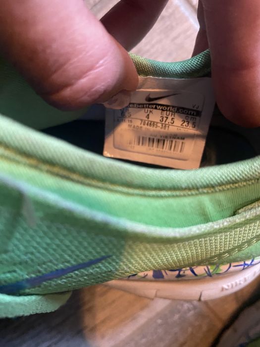 Кросівки Nike 37 розмір