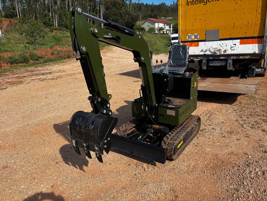 Mini-giratória 1300kg - Nova