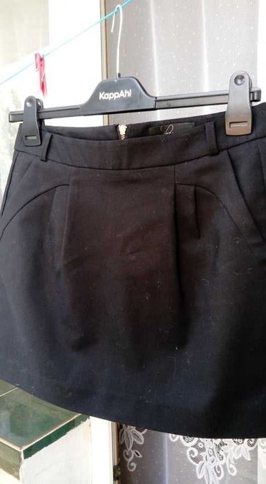 Bombka Spódnica czarna mini rozm 34  Reserved z kieszeniami / 10 PLN