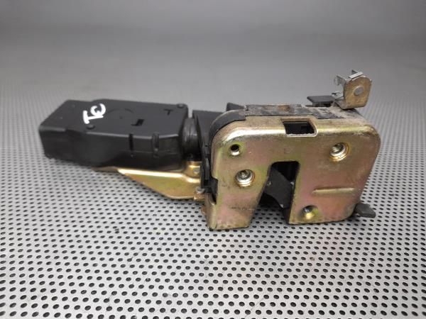 Fechadura / fecho porta trás esquerdo MITSUBISHI Space Star Combi (DG_
