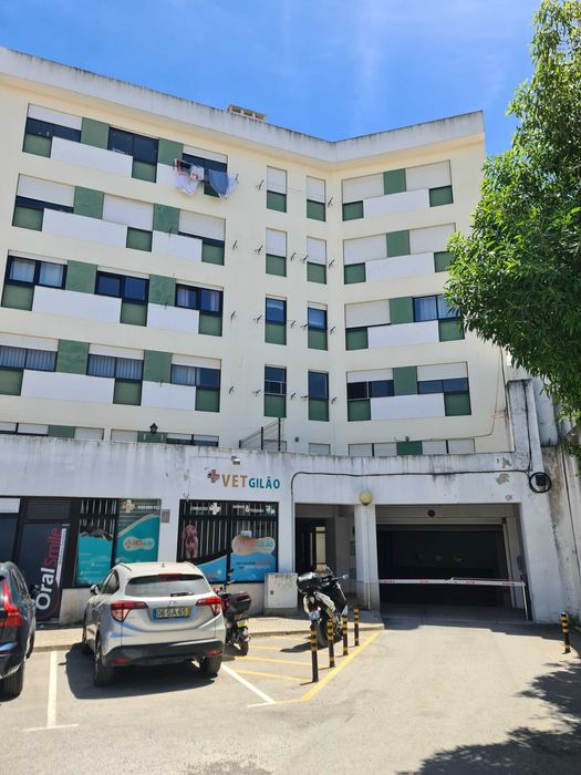 Arrendo Estacionamento Lugar de Garagem no Centro de Tavira