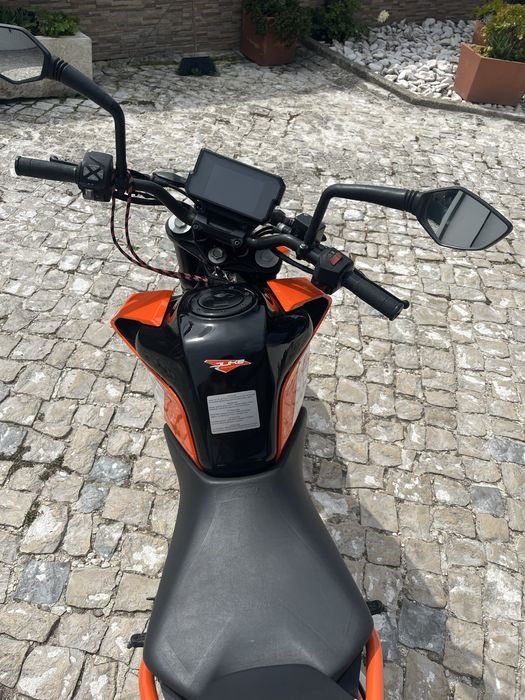KTM DUKE 125 CC - 12000kM