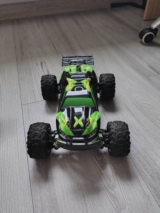 Samochód zdalnie sterowany