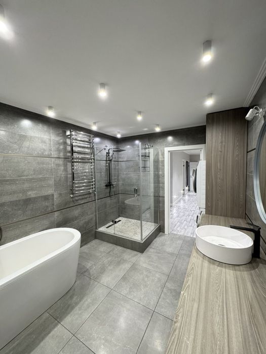 Гаряча пропозиція  3-х кімнта квартира ЗАМОСТЯ