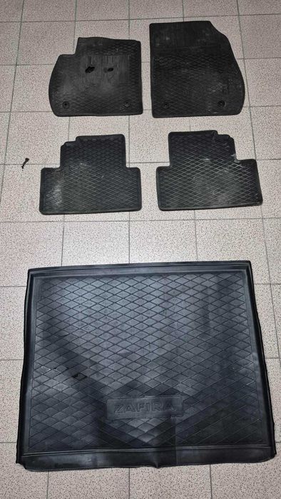 Opel Zafira Tourer tapetes borracha + bagageira