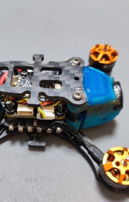 Drone FPV 85mm Tiny Whoop FrSky 3S Tyro69 potente com peças