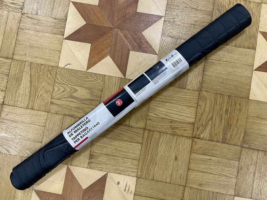 Коврик для багажника универсальный резиновый 120х80см Ultimate Speed