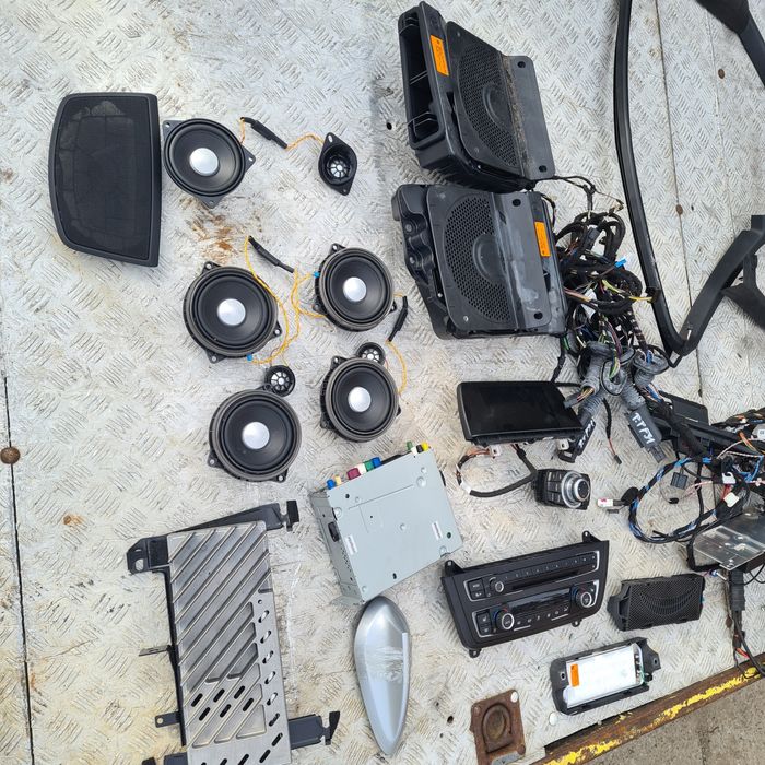 Nagłośnienie Harman kardon bmw F31 kombi