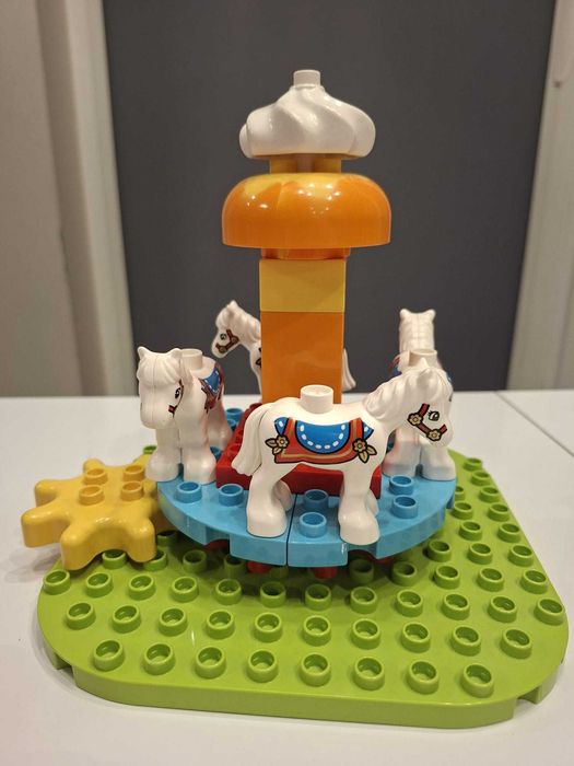 Lego Duplo 10840- Duże wesołe miasteczko