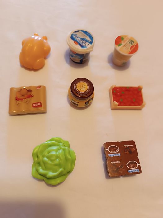 Lote 8 miniaturas. Artigos casa. Como Novas
