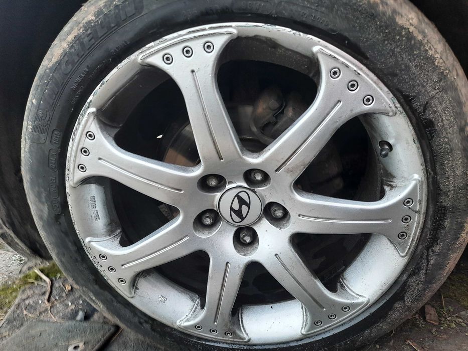 Диски R18 5x114.3 J8 ET45 ЦО 70 ЦО 67.1