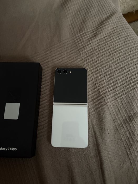 Sprzedam samsung flip 5