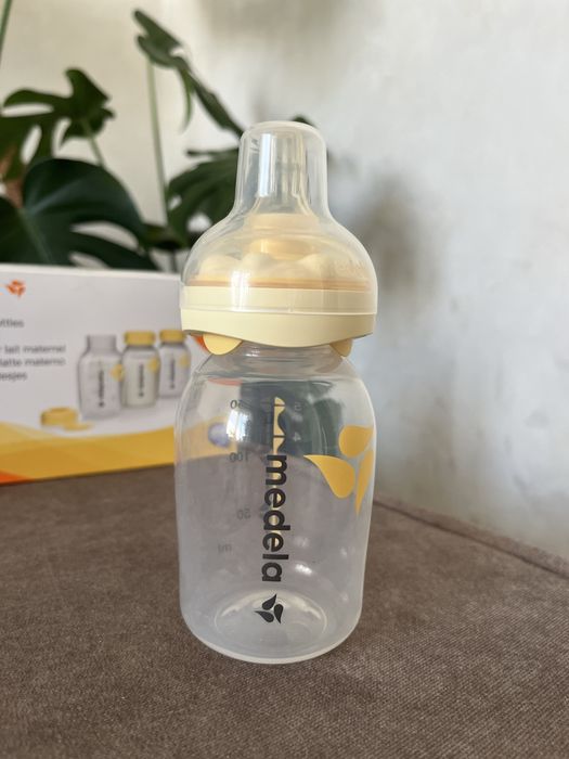 Набір для ідеального ГВ . Молоковідсмоктувач+пляшечка Medela