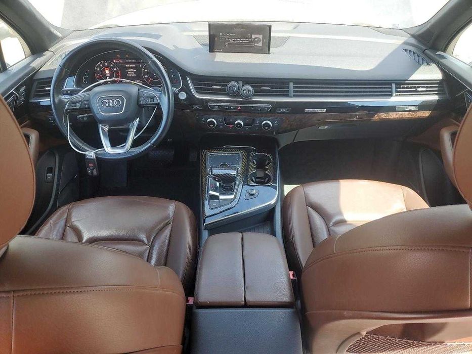 Бампер Audi Q7 4M розборка Ауді КЮ 7  4М колір LC9X
