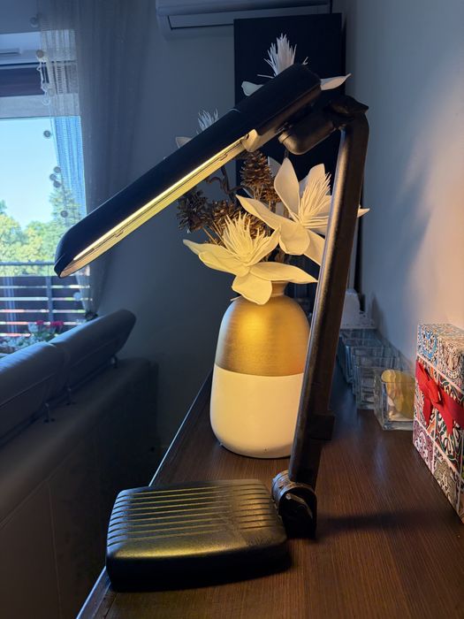 Lampa biurkowa czarna