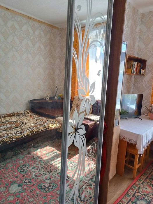 Сдам гостинку ХТЗ ул Косарева 5