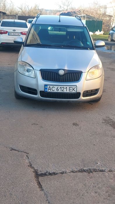 Шкода ромстер 1,4 газ-бенз