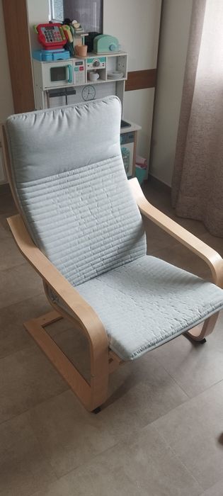 Cadeira baloiço IKEA