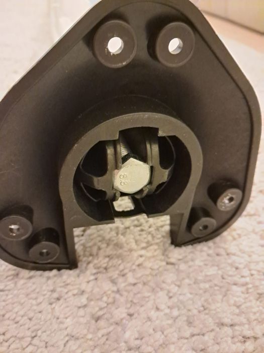 Nogi meblowe metalowe skośne