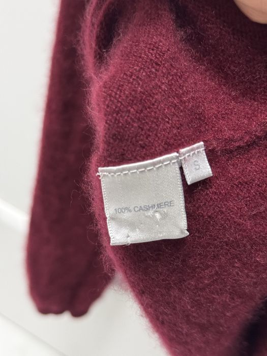 Кашеміровий гольф вишневий.