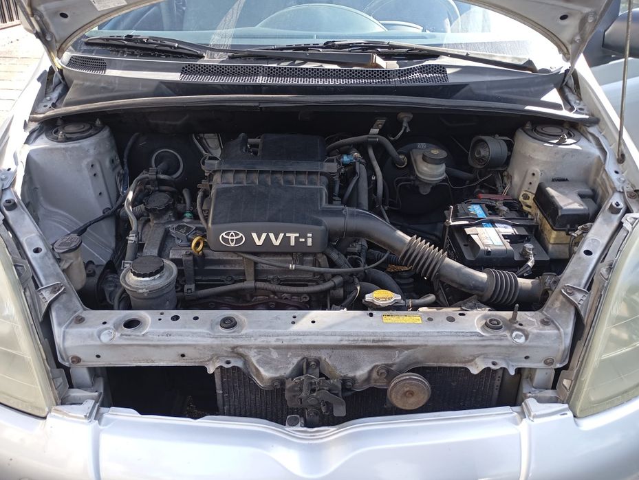 Toyota Yaris 1999