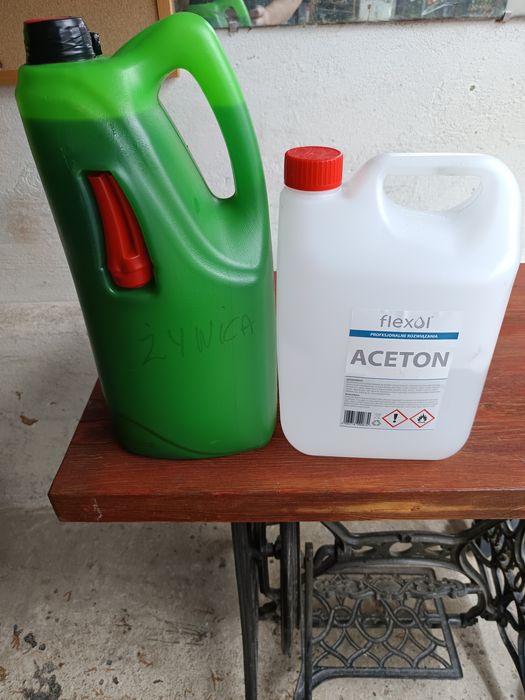 Żywica okrętowa+ aceton