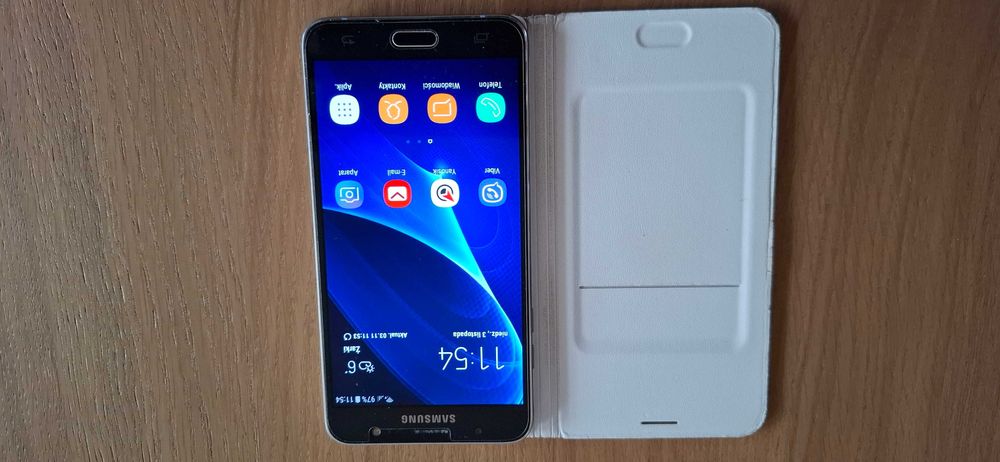 Samsung Galaxy J7 (2016)