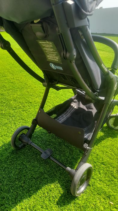 Carro de passeio maxi cosi