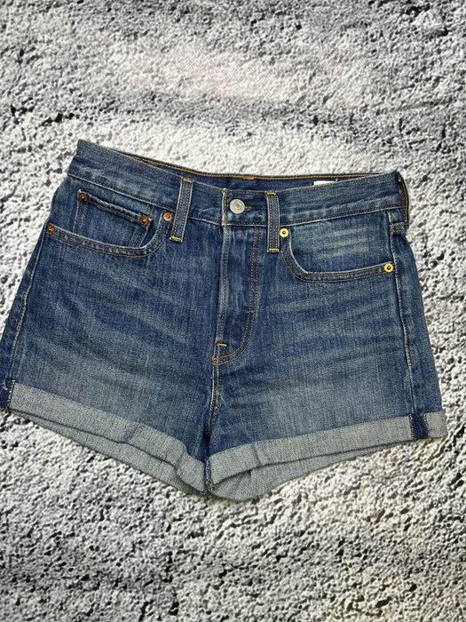 Жіночі шорти Levi’s