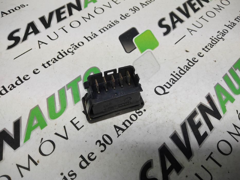 Comando / botão / interruptor vidros frente direito CITROËN Xsara Pica