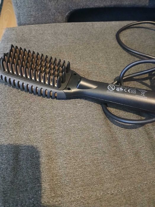 Escova de cabelo eléctrica nova