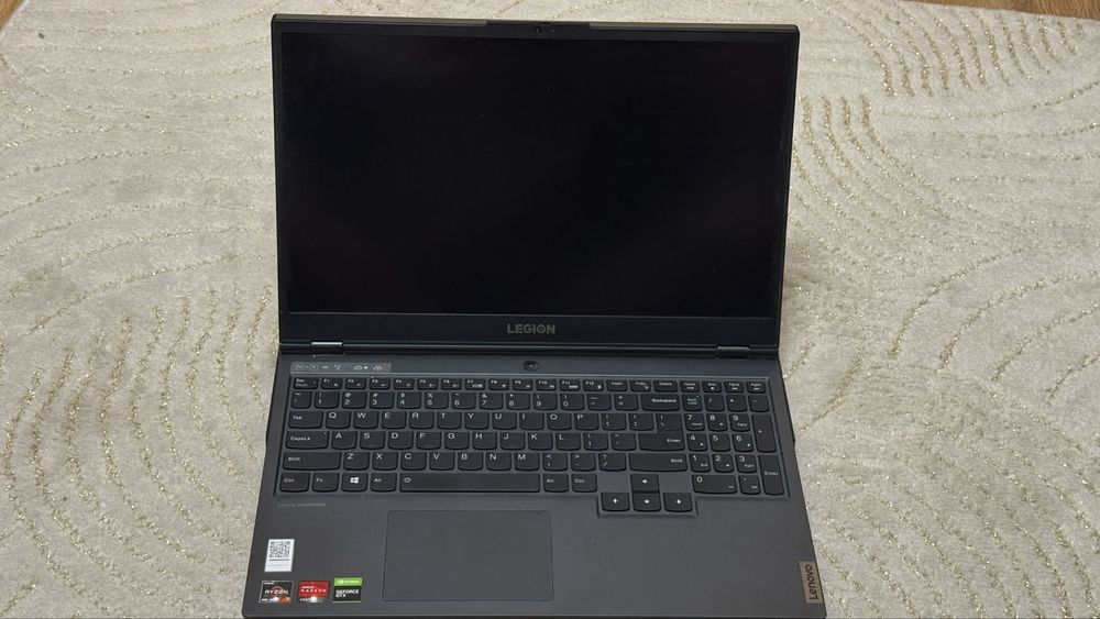 Laptop legion 5 15ARH05H