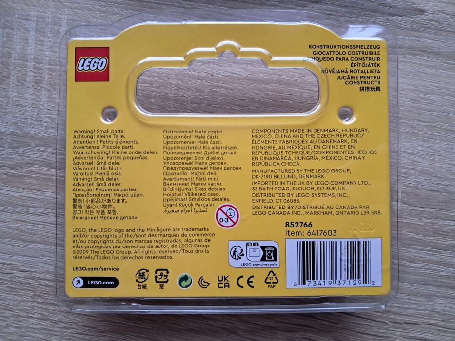 Sprzedam komplet figurek LEGO.
